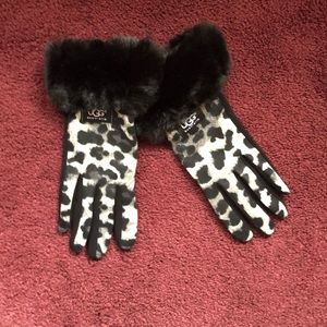 NEW❣️ Dressy Cheetah gloves